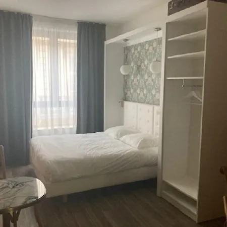 Aparthotel Calm Appart'&hostel 3*