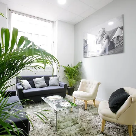 Calm Appart'&hostel Aparthotel 3*