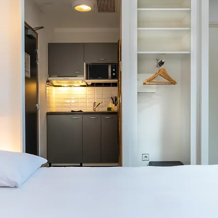 Calm Appart'&hostel 3*